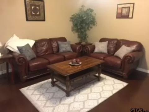 501 S Fm 315 Apt 2 Apt 3 #11, Chandler, TX 75758