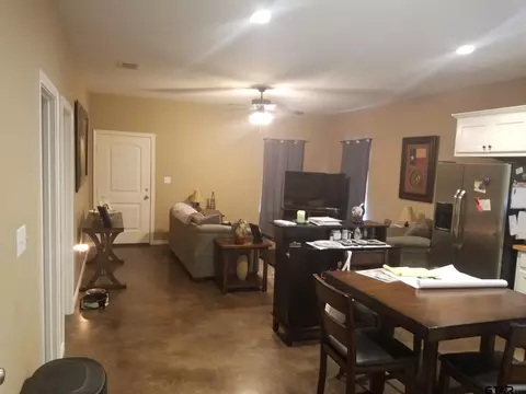 501 S Fm 315 #4, Chandler, TX 75758