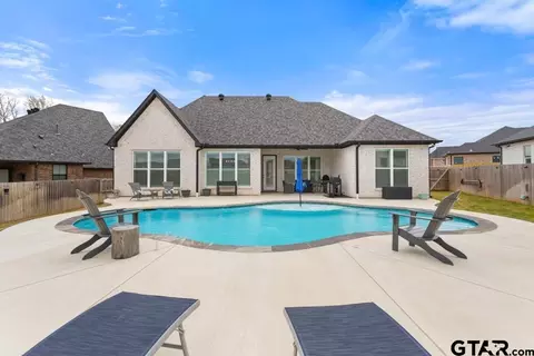 261 Kaul Ln, Bullard, TX 75757