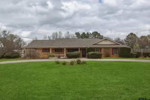 1302 Jeff Davis Dr, Tyler, TX 75703