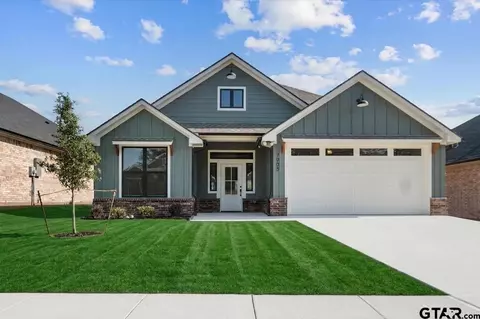 7908 Greenhill Dr, Tyler, TX 75703