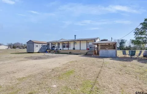 865 County Road 3534, Saltillo, TX 75478
