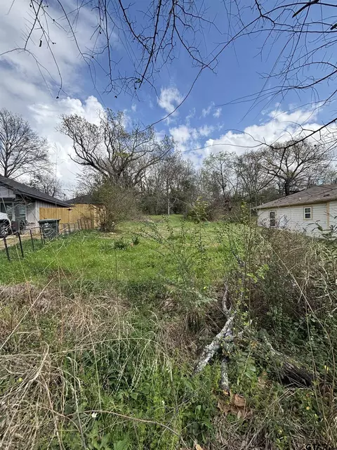 732 S Englewood, Tyler, TX 75704