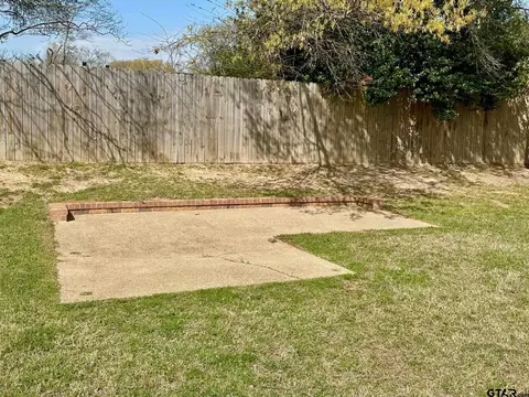2412 Devine St, Tyler, TX 75701 photo 26