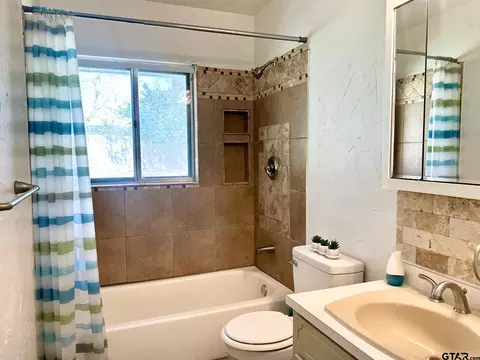 2412 Devine St, Tyler, TX 75701 photo 16