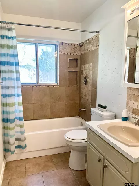 2412 Devine St, Tyler, TX 75701 photo 15