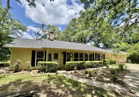 138 Green Knl, Holly Lake Ranch, TX 75765