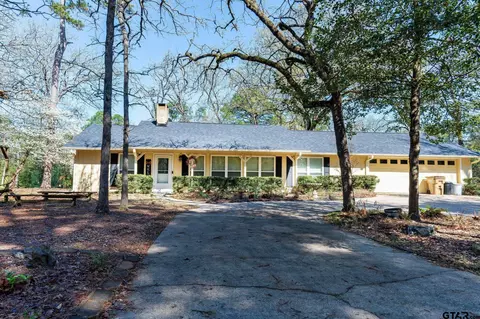 138 Green Knl, Holly Lake Ranch, TX 75765