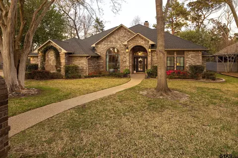 4010 Pinecreek Dr, Tyler, TX 75707