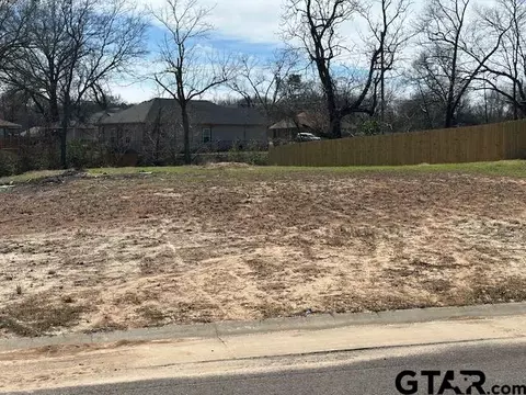 102 Arledge, Mount Pleasant, TX 75455