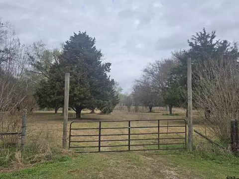 22401 Cr 2290, Arp, TX 75750