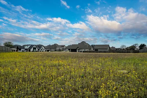 395 Bush Buck Way, Bullard, TX 75757