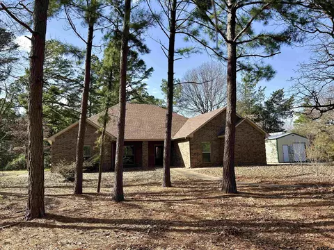 13428 Fm 2710, Lindale, TX 75771