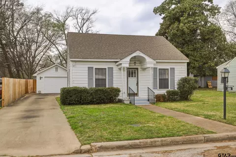 308 S Mill St, Winnsboro, TX 75494