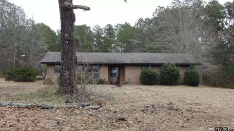 2707 S William St, Atlanta, TX 75551