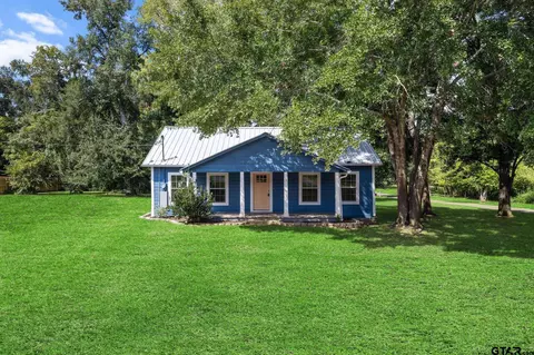607 E Duval, Troup, TX 75789