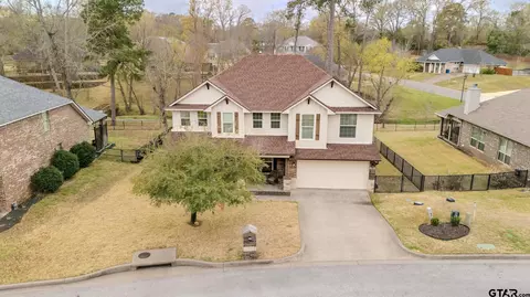 302 Parkview Ct, Whitehouse, TX 75791