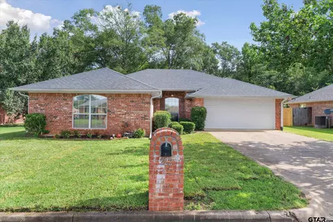 222 Amanda Ct, Whitehouse, TX 75791