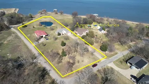 125 Rs County Road 3379, Emory, TX 75440