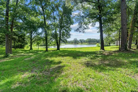 14484 Garden Valley Dr, Lindale, TX 75771
