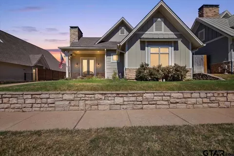 14621 Twin Pine Ln, Lindale, TX 75771
