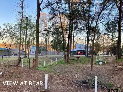 262 E Walnut Trl, Murchison, TX 75778 photo 4