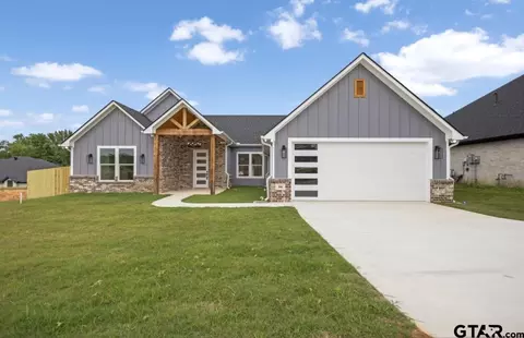 306 Sides Blvd, Bullard, TX 75757