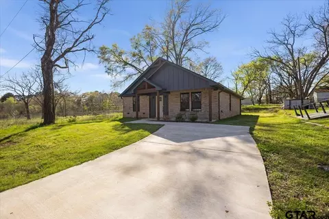 405 S Short St, Troup, TX 75789