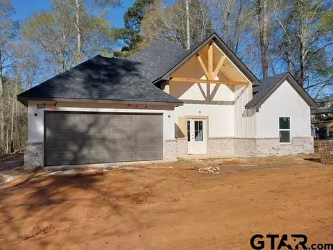 1262 George Richey Rd, Gladewater, TX 75647