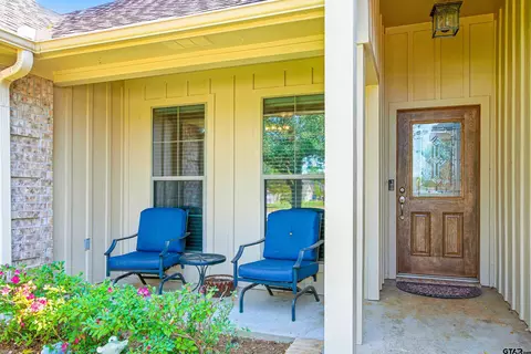 704 Windover Ln, Bullard, TX 75757