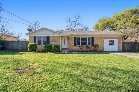 12565 Pioneer Dr, Tyler, TX 75704