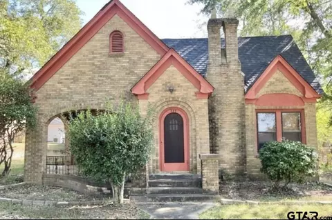 437 Jefferson, Pittsburg, TX 75686