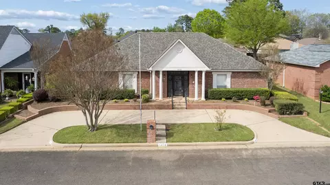 1409 Robbinwood Ct, Longview, TX 75601