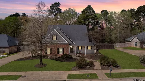 9453 Cherokee Trl, Tyler, TX 75703
