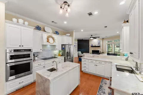 Kitchen - 270 Pr 5293, Yantis, TX 75497 photo 5 of 7