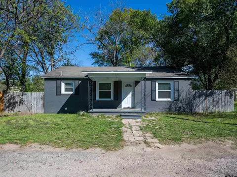 311 Braziel St, Lindale, TX 75771