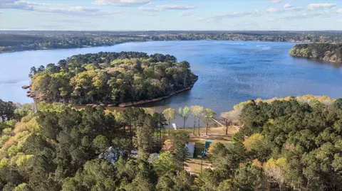 600 Pine Island Cv, Grapeland, TX 75844