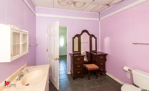 Bath - 12397 Tranquility Ln, Marshall, TX 75672 photo 3 of 4