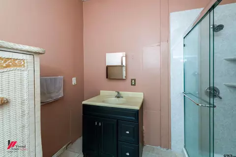 Bath - 12397 Tranquility Ln, Marshall, TX 75672 photo 1 of 4