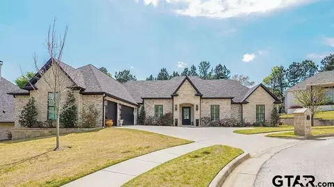 7521 Northlake Dr, Tyler, TX 75703