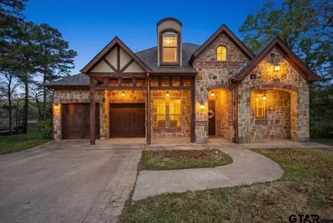 2861 J Cupit Ct, Tyler, TX 75709