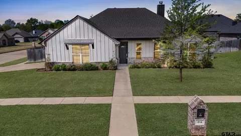 814 Charlie, Whitehouse, TX 75791