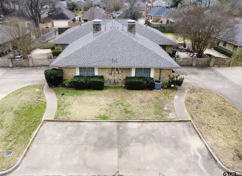 113 E 115 E Heritage Dr, Tyler, TX 75703