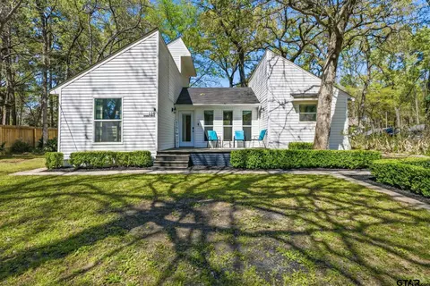194 Debra Dr, Bullard, TX 75757