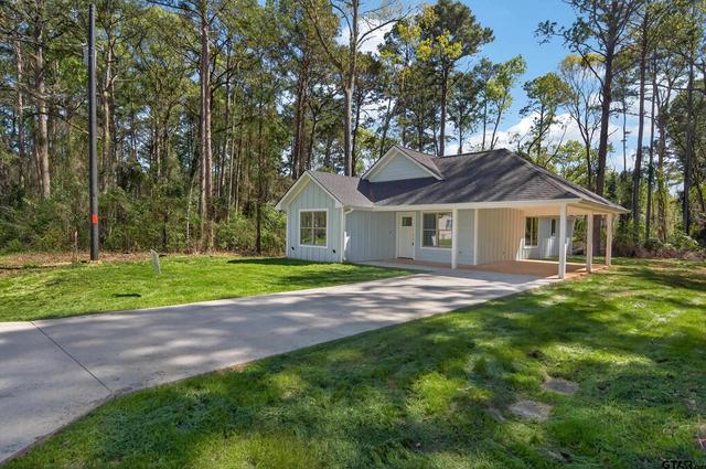 329 Wiley Dr, Bullard, TX 75757