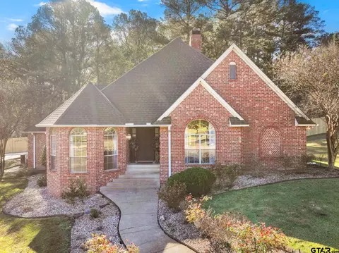 912 Fleming, Mount Pleasant, TX 75455