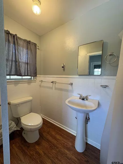 409 E Main, Omaha, TX 75571 photo 14