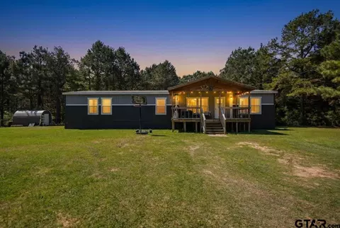 1219 Finklea Rd, Hallsville, TX 75650