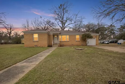 3305 Florence St, Kilgore, TX 75662