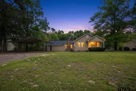 606 Glazner St, Hawkins, TX 75765